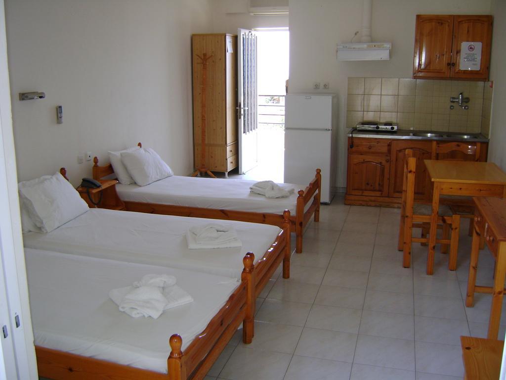 לאוטרה אדיפסאו Hotel Kallithea חדר תמונה